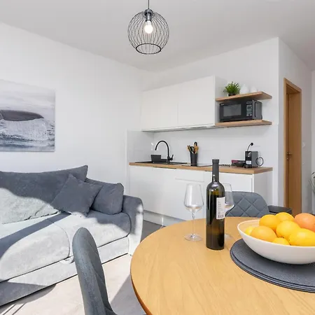 Apartments Marijo Baska Voda